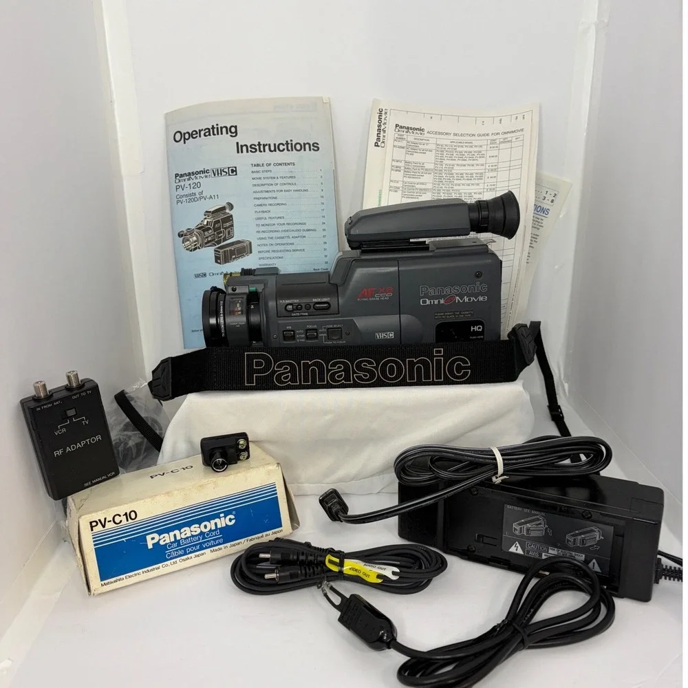 Panasonic OmniMovie VHSC PV-120 Camcorder‎ Bundle and Accessories battery no chg